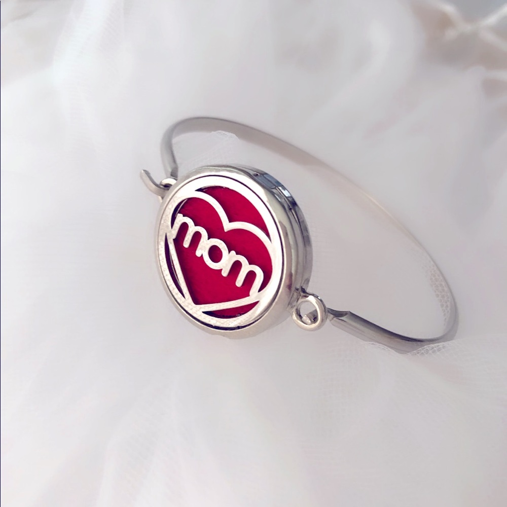 Aromatherapy MOM Bangle Bracelet